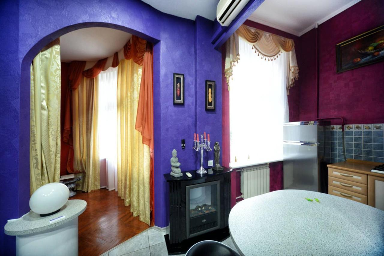 Chekhov Apartment Kiev Buitenkant foto
