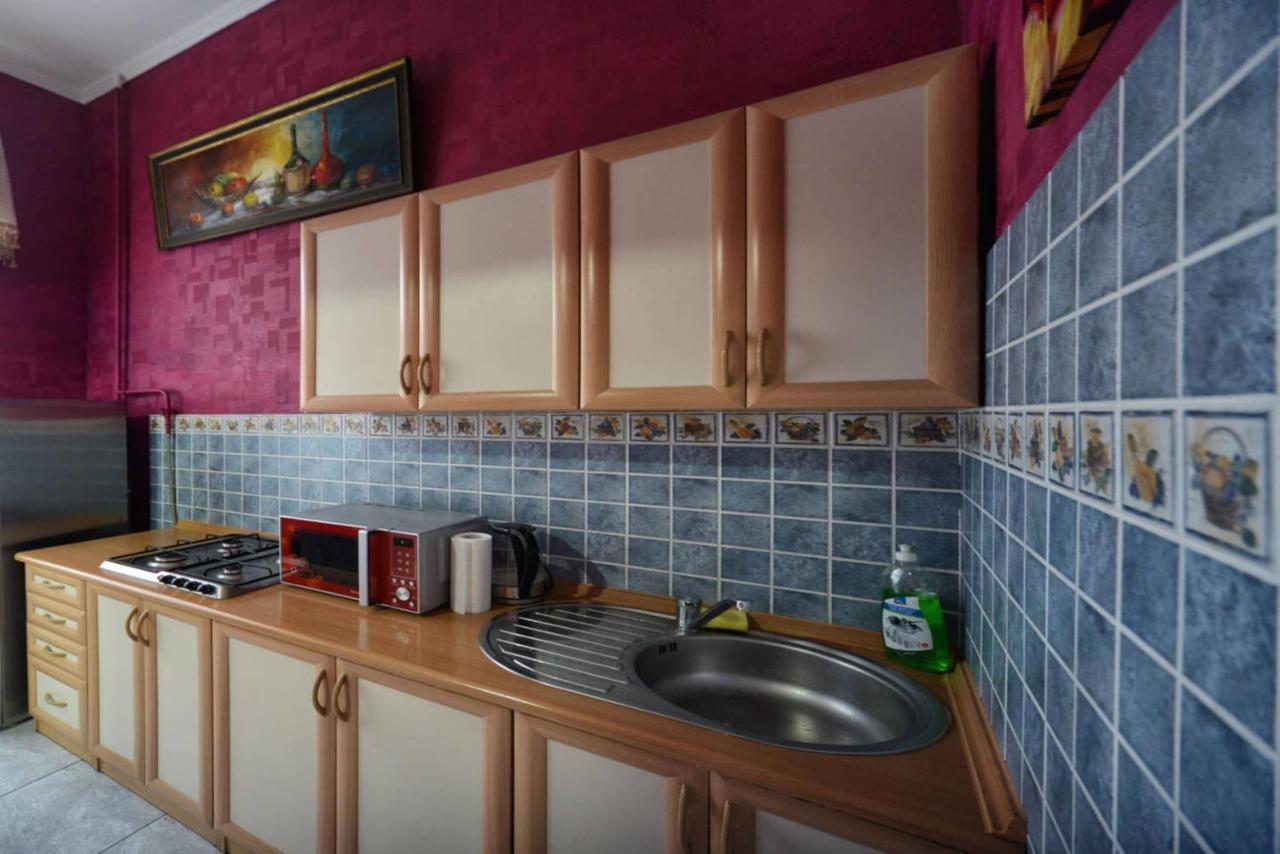 Chekhov Apartment Kiev Buitenkant foto