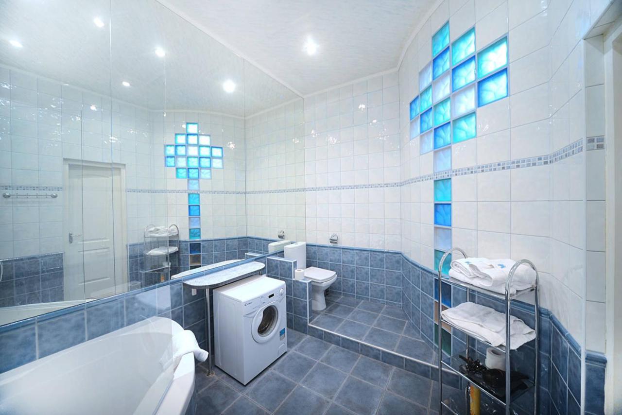 Chekhov Apartment Kiev Buitenkant foto